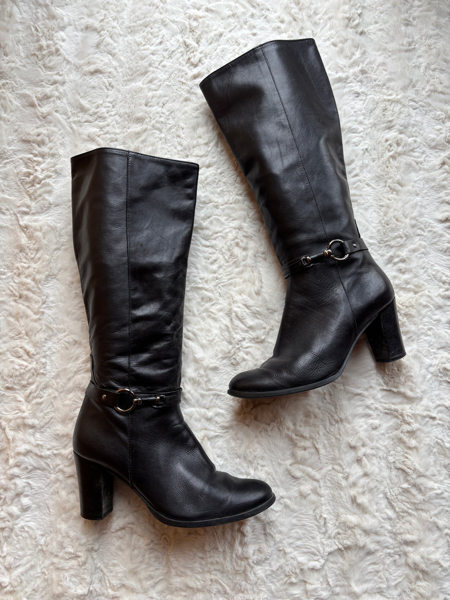 Vintage 90's Western Metal Ring Block Heel Boots