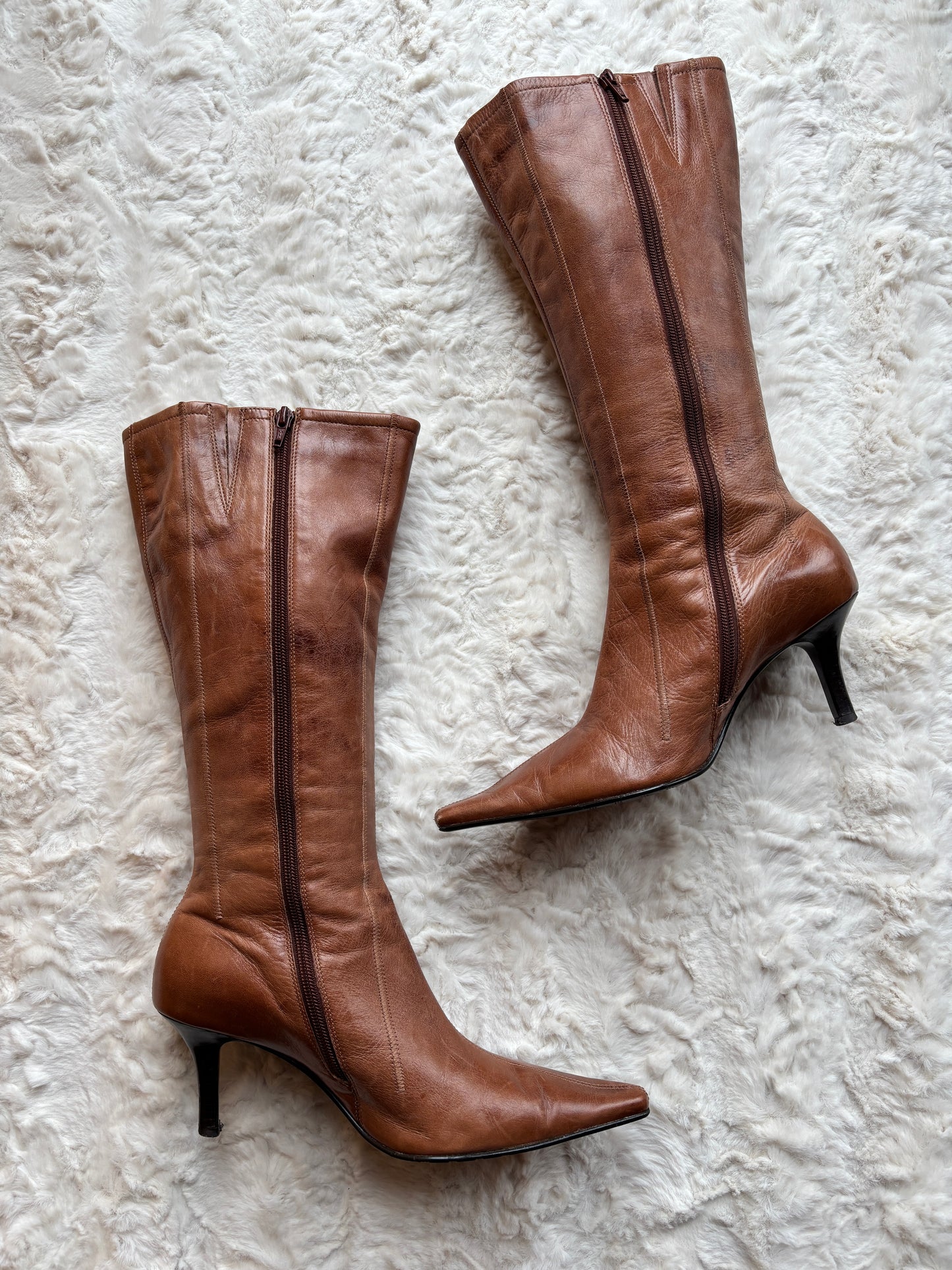 Vintage Y2K Faith Leather Kitten Heel Boots