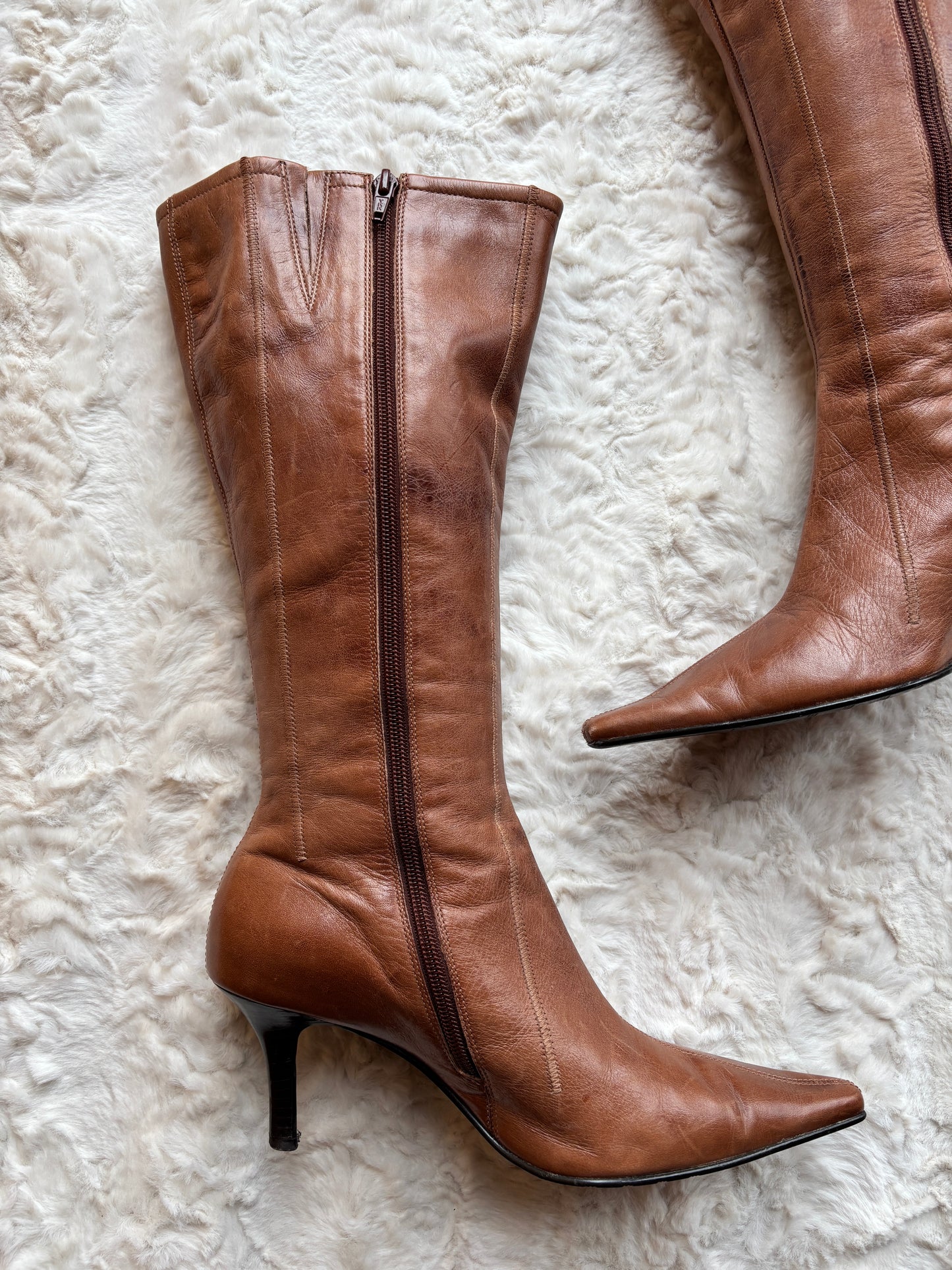 Vintage Y2K Faith Leather Kitten Heel Boots