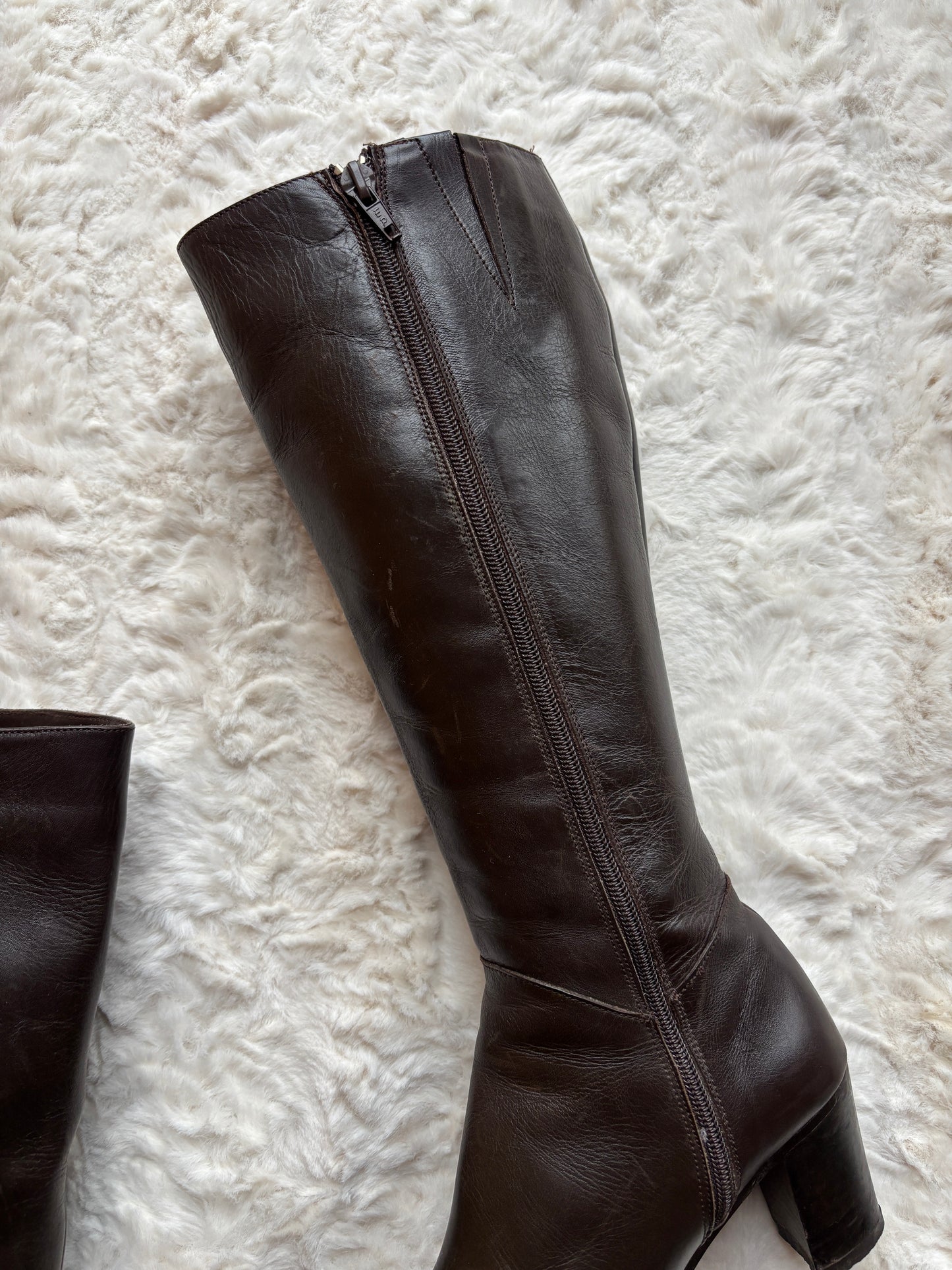 Vintage 90's Drotos Leather Block Heel Boots